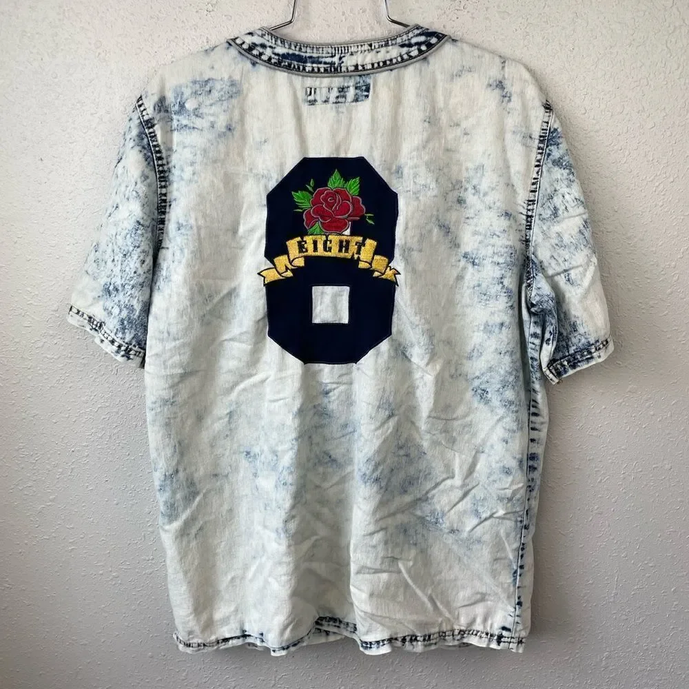 Retro District unique acid